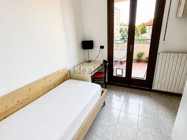 Stanze in affitto di m² in Via Gino Bozzini, 7