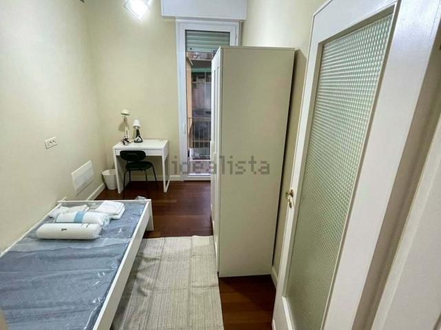Stanze in affitto di m² in Via Giovanni Brugnoli
