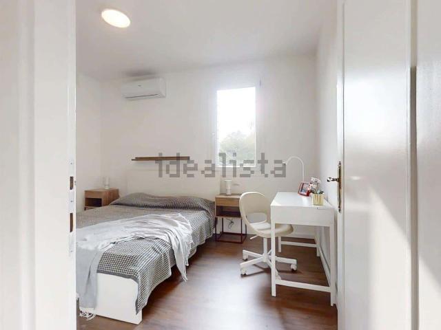 Stanze in affitto di m² in Via Giambellino, 18
