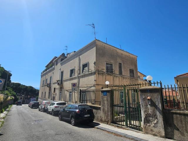 Stanze in affitto di m² in Via Giuseppe Bensaja, 12