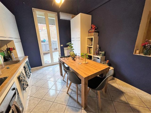 Stanze in affitto di m² in Via Innocenzo Malvasia