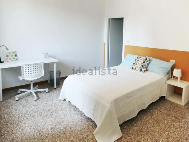 Stanze in affitto di m² in Via Irnerio, 27