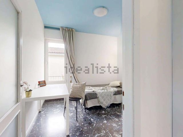 Stanze in affitto di m² in Via Leonardo Zize, 3