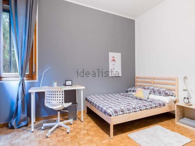 Stanze in affitto di m² in Via Ludovico Beethoven, 3