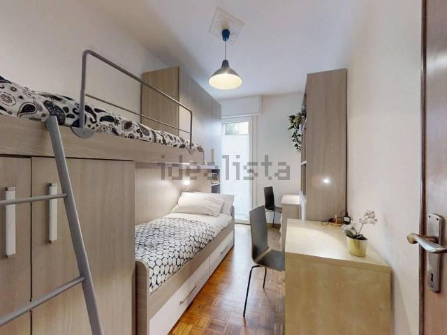 Stanze in affitto di m² in Via Luigi Pierobon, 18