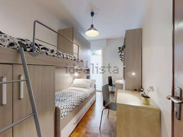 Stanze in affitto di m² in Via Luigi Pierobon, 18