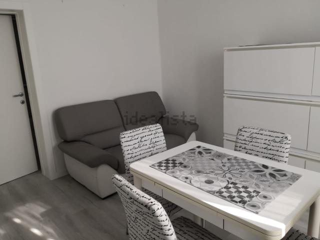 Stanze in affitto di m² in Via Monte Canin, 1