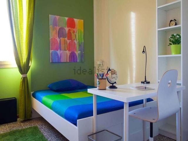 Stanze in affitto di m² in Via Pompeo Vizzani, 6