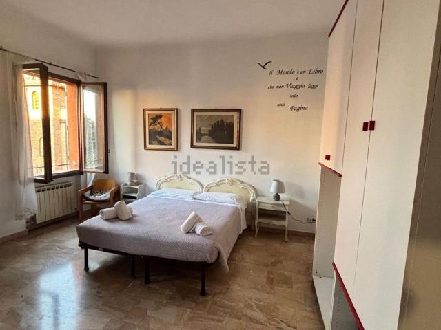 Stanze in affitto di m² in Via Riva di Reno, 33
