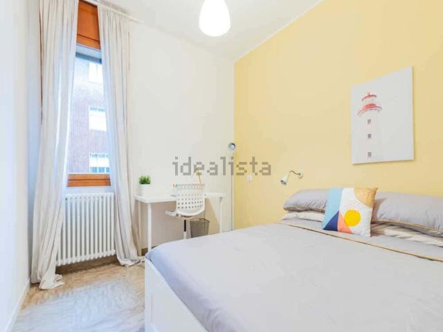 Stanze in affitto di m² in Via Roberto Schumann, 14