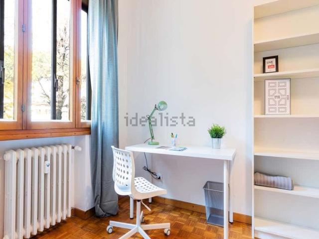 Stanze in affitto di m² in Via Roberto Schumann, 5