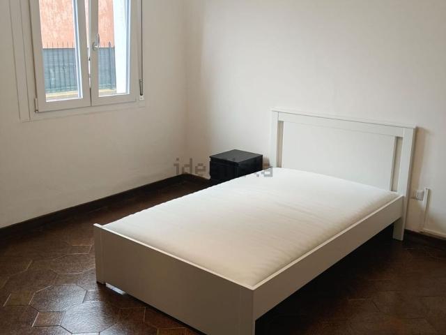 Stanze in affitto di m² in Via Ruini Paolo, 99
