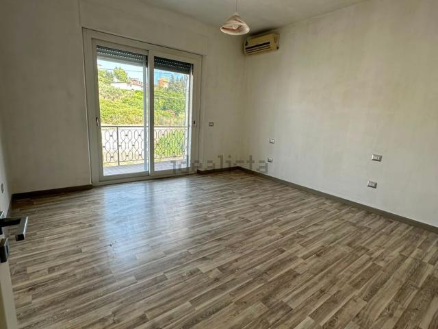 Stanze in affitto di m² in Viale Magna Grecia