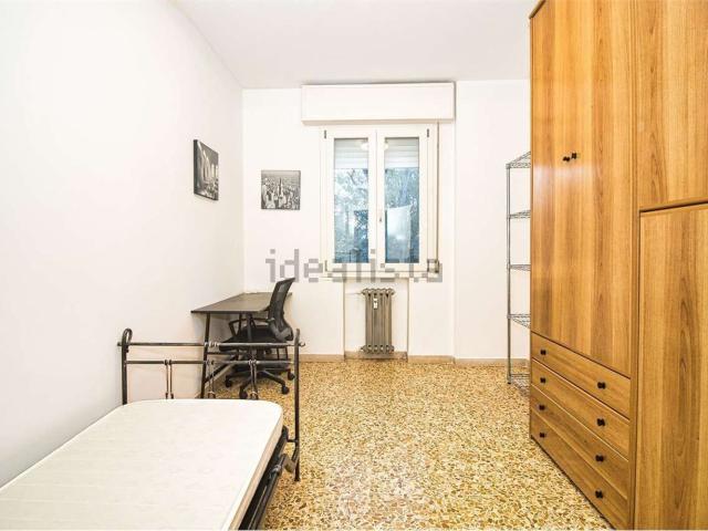 Stanze in affitto di m² in Viale A. Gramsci, 372