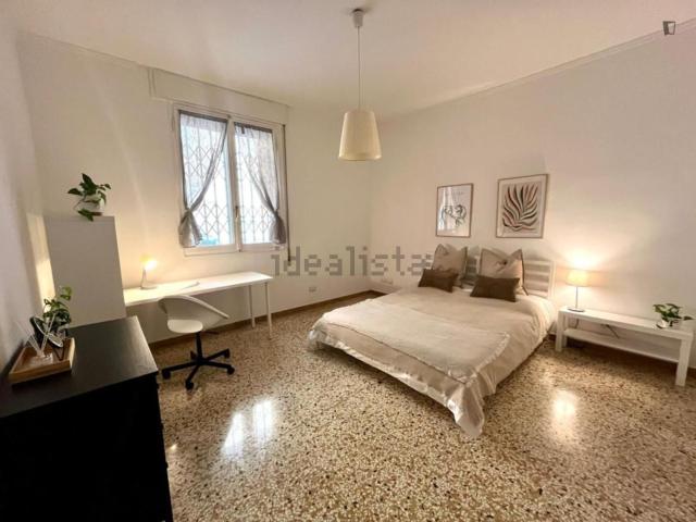 Stanze in affitto di m² in Viale Alfredo Oriani