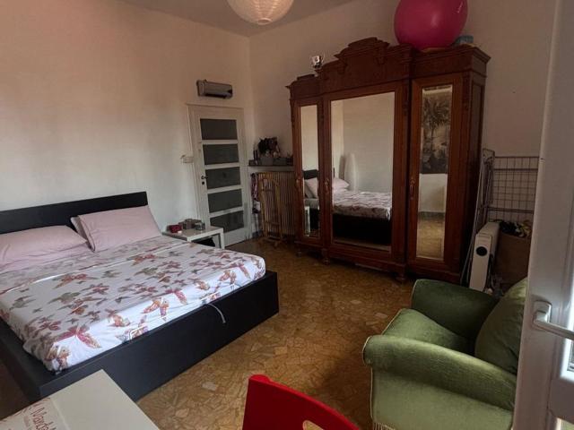 Stanze in affitto di m² in Viale Antonio Aldini, 138