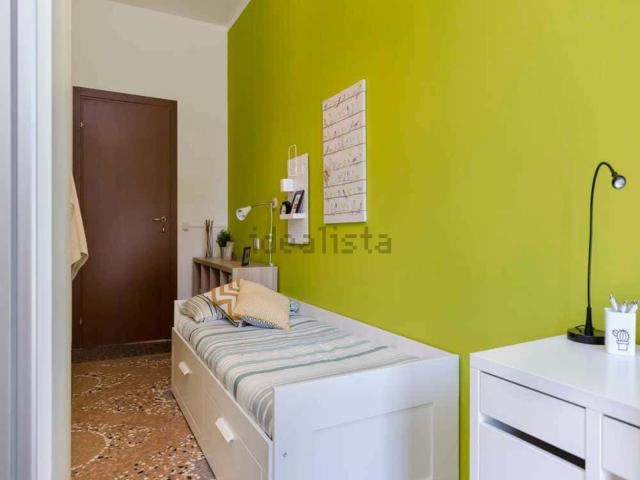 Stanze in affitto di m² in Viale Giovanni Vicini, 20