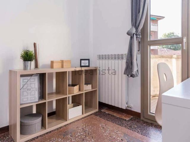 Stanze in affitto di m² in Viale Giovanni Vicini, 20