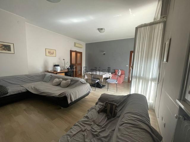 Stanze in affitto di m² in Viale Risorgimento