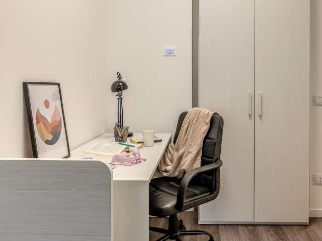 Stanze in affitto in un appartamento con 5 camere da letto a Trento