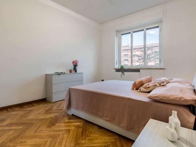 Stanze in affitto in appartamento con 5 stanze da letto a Zara, Milano