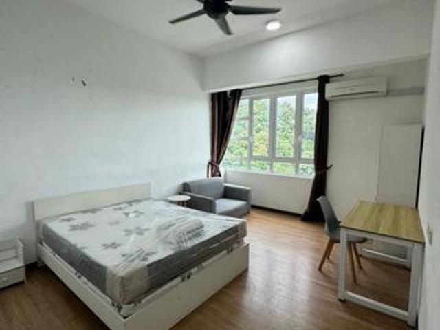 STARHILL CONDO 1480sf Full Furnished 3room 2CP Hill View GELUGOR USM
