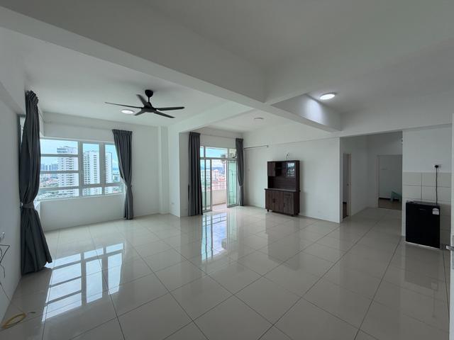 Starhill Condo At Gelugor Near USM 4Room 3Bathroom 1715sf