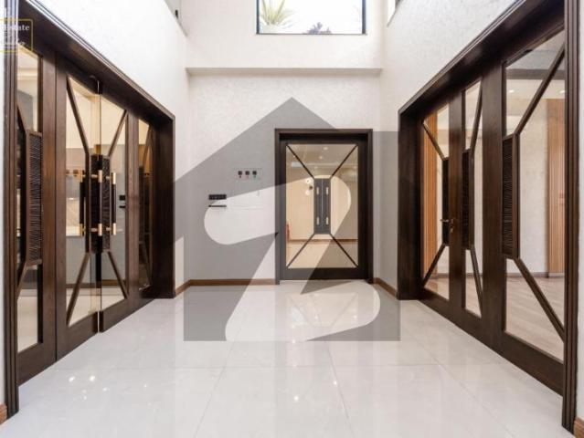 Facing park 1 kanal designer house in dha phase 7 for sale dha phase 7