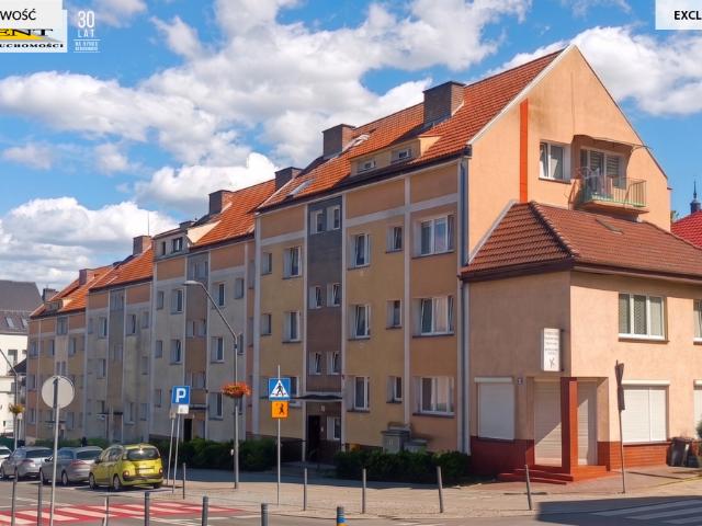 Starówka, dwa pokoje, pierwsze piętro, na wynajem