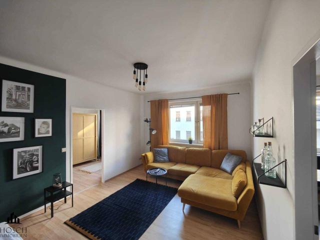 2 ZIMMER WOHNUNG MIT EXTRA KÜCHE DIREKT BEI U BAHNSTADTION!