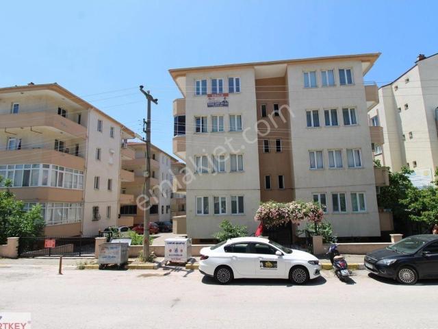 Startkey Yöngm'den B.evler Tapu Binası Karşısı Kiralık 3+1 Daire