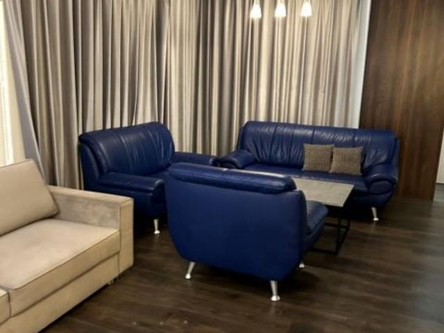 Staszica w cenie dwa miej. post. w garażu 149,50 m², Kielce