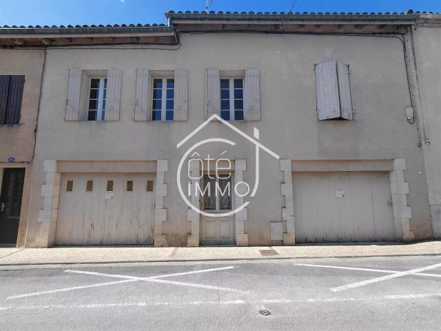 Ste Foy la Grande: Maison de ville avec atelier et deux gar. 127m² Sainte Foy la Grande