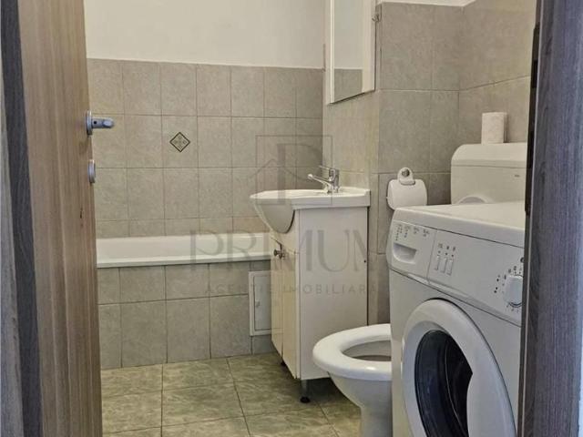 STEAUA 2 Camere Etaj intermediar Termoizolat