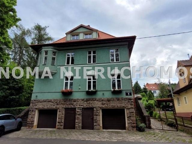 Stefana Batorego 83,36 m², Wałbrzych