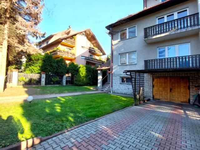 Stefana Kisielewskiego 240 m², Kraków