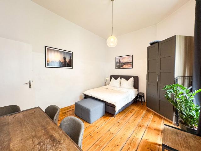 'Stella' Charming apartment near Warschauer Straße in Friedrichshain, Berlin Amsterdam Apartments for Rent