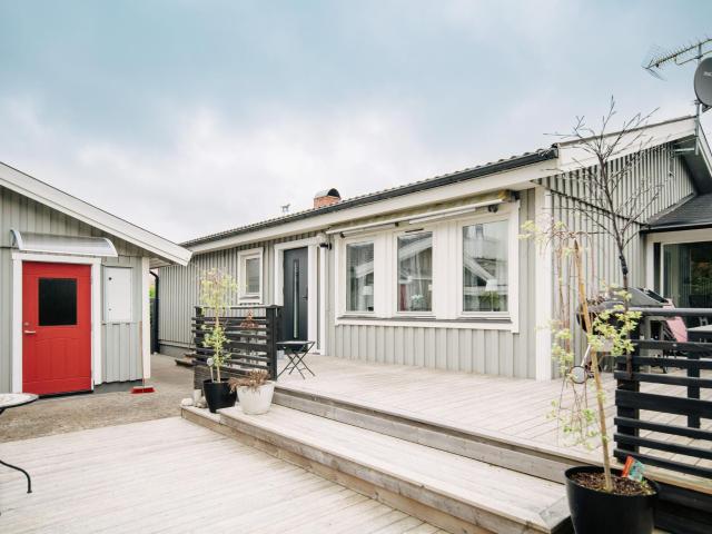 Stengårdshults allé 8