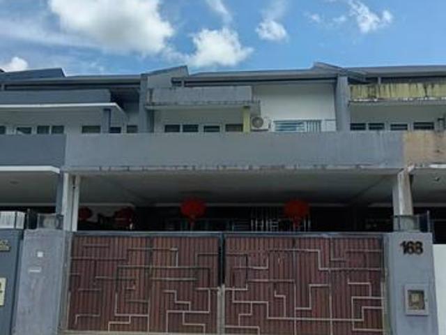 Stephen Yong Avenue Double Storey Terrace Intermediate for Sale