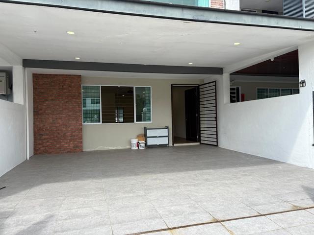 Stephen Yong Double Storey Terrace Intermediate House For SaleNice