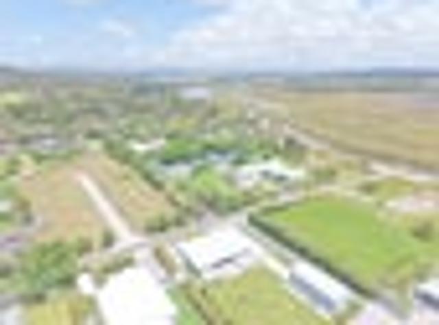 Steps from the estuary build the Mangawhai dream