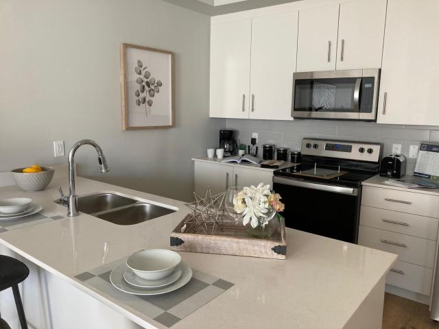 Sterling Square 202C [object Promise] for Rent