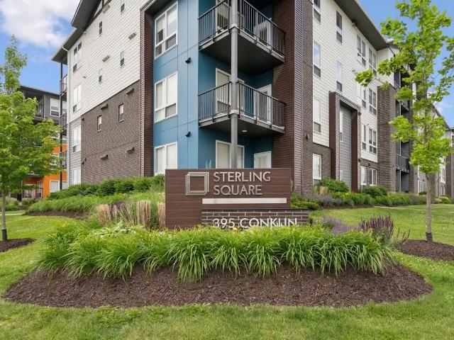 Sterling Square