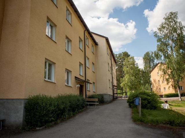 Stiftelsevägen 8 i Filipstad, lägenhet uthyres | Bovision. Se