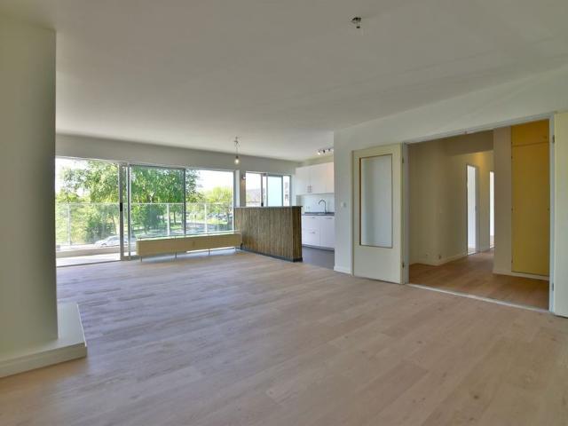 Stijlvol vernieuwd appartement met uniek zicht op de Brusselse Forten