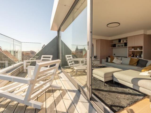 Stijlvol en recent afgewerkt duplex appartement in het hart