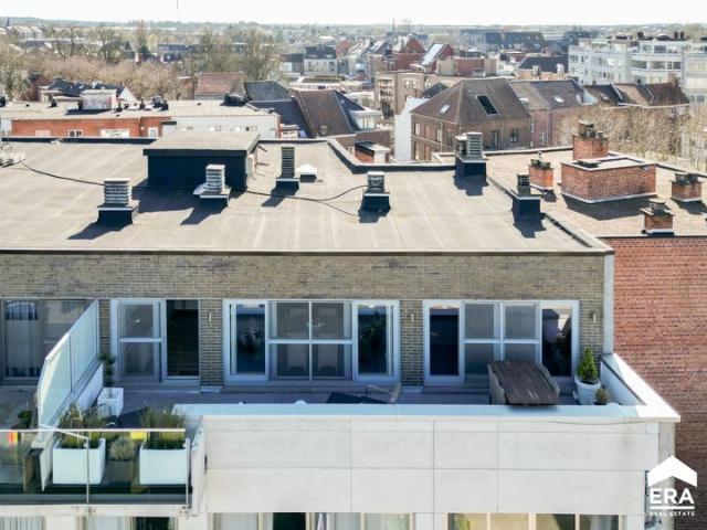 Stijlvol penthouse met 3 slpks, 2 terrassen in Sint Truiden