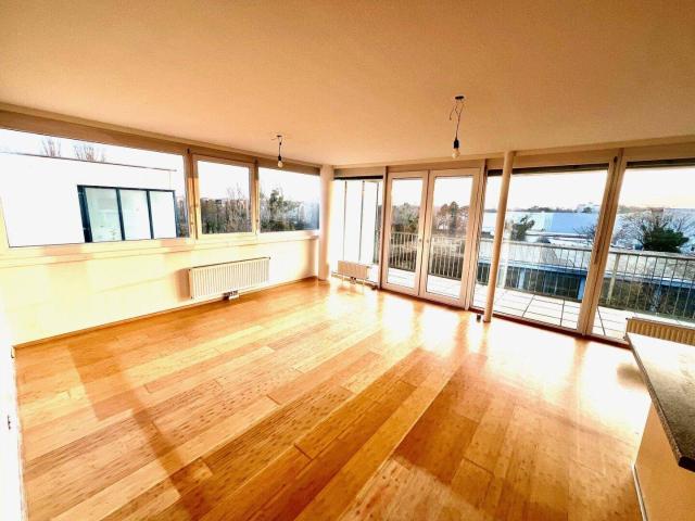 Stilvoll wohnen in attraktiver Lage 2 Zimmer Wohnung mit Loggia zu kaufen!