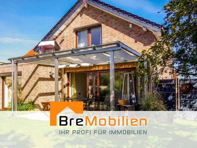 Stilvoll modernisierte DHH in gefragter Lage von Bremen Alt Osterholz mit traumhaften Garten