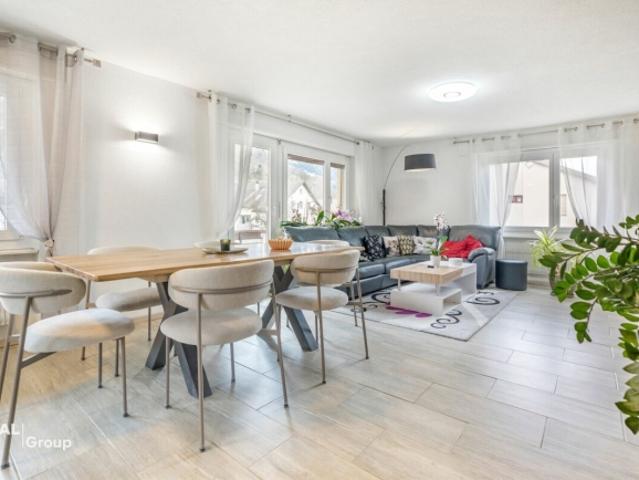 Stilvoll renoviert mit viel Licht und Charme